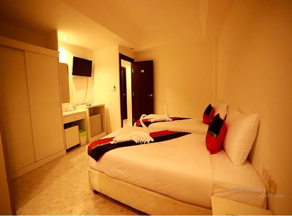 Rayaan Oriental Guest House & Restaurant Patong Ngoại thất bức ảnh
